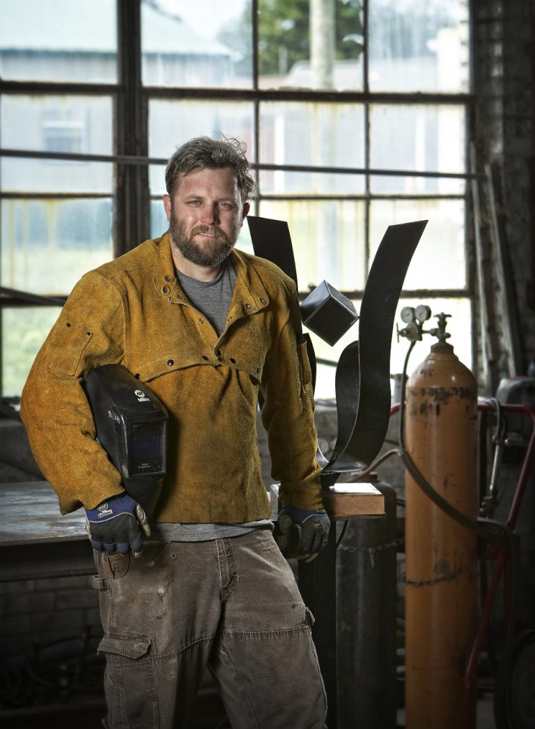 Meet Leeth Davis: Artist, Pilot, Family Man