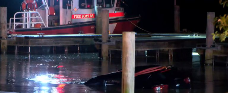 Yep, that’s a Kia SUV being pulled out of the Catawba River